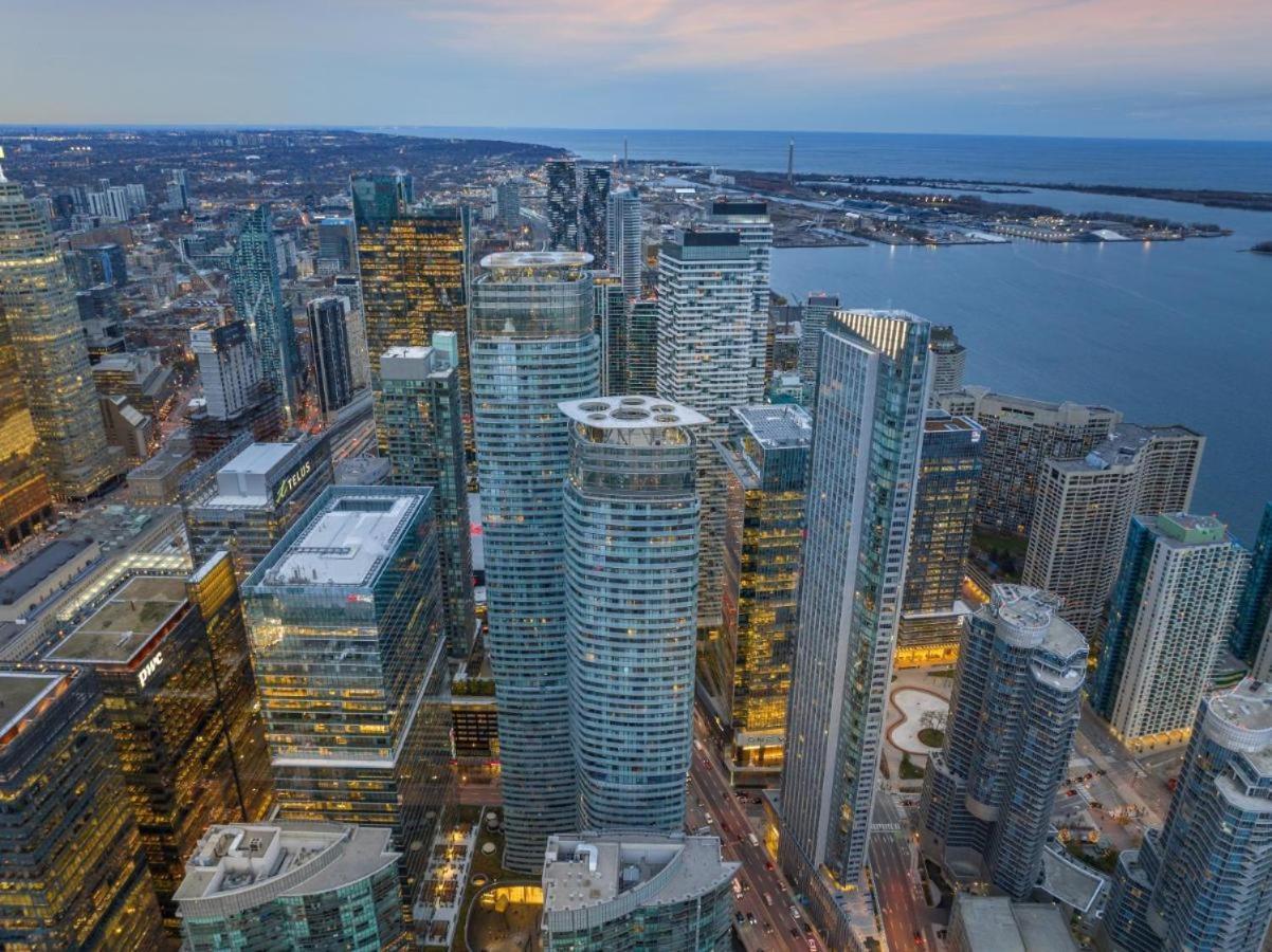 Presidential Suite Heart Of Downtown With Stunning View Toronto Exterior photo